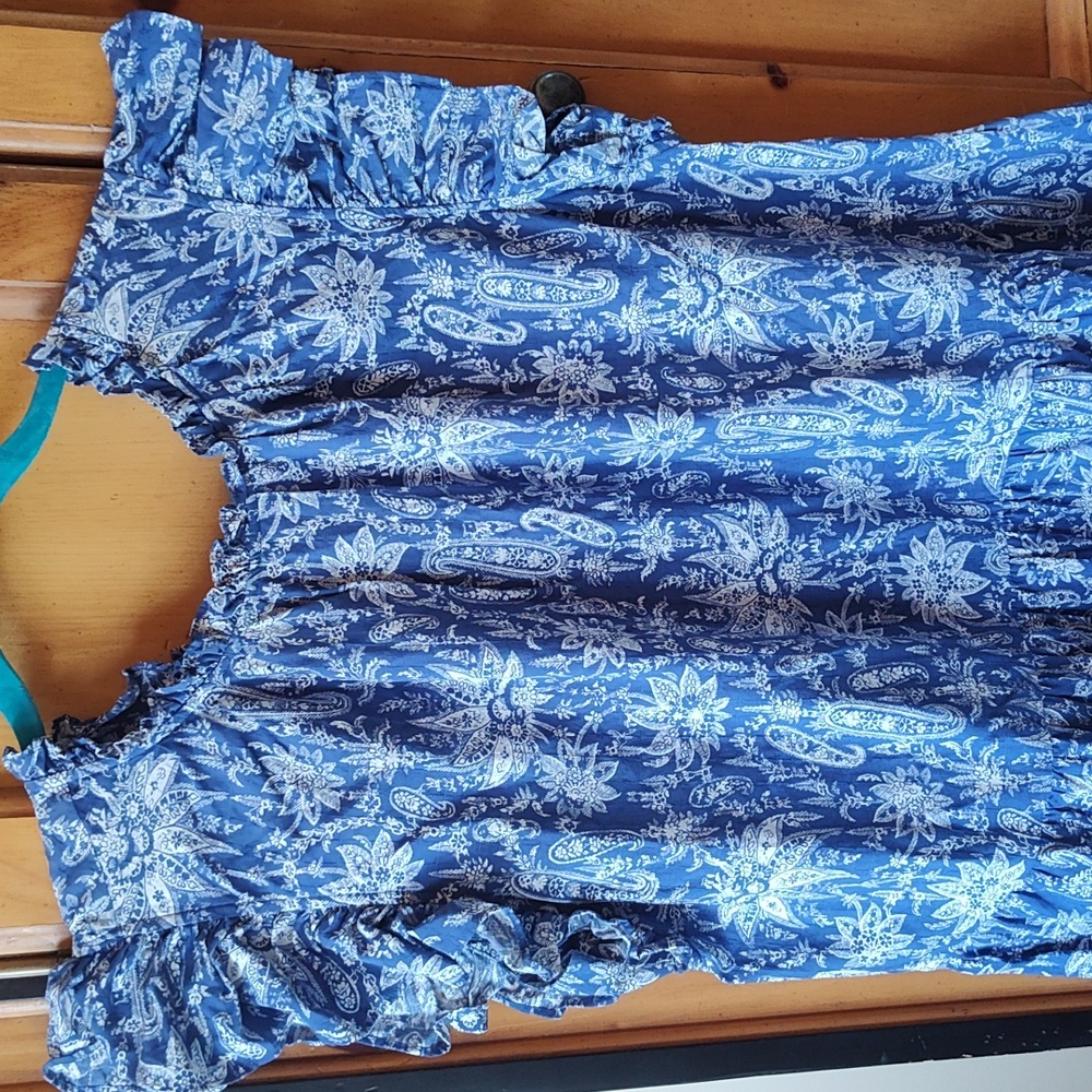Lovely cotton and Taylor dress
